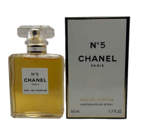 chanel n 5 aldeidi|aldehydes in Chanel flower.